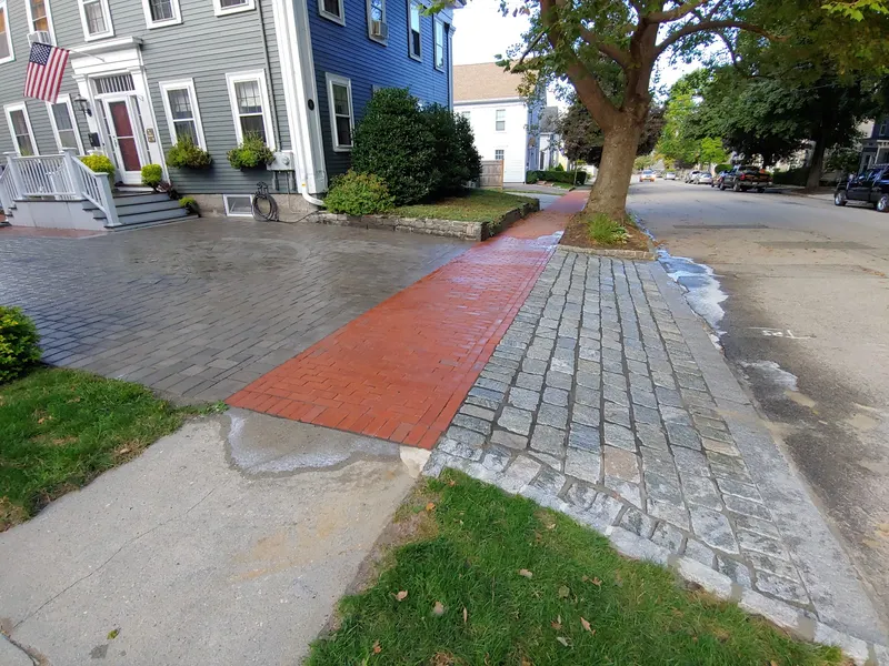 Driveway 28
