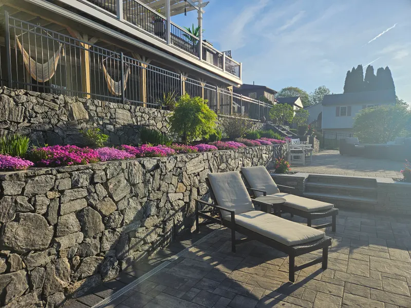 Patio 116