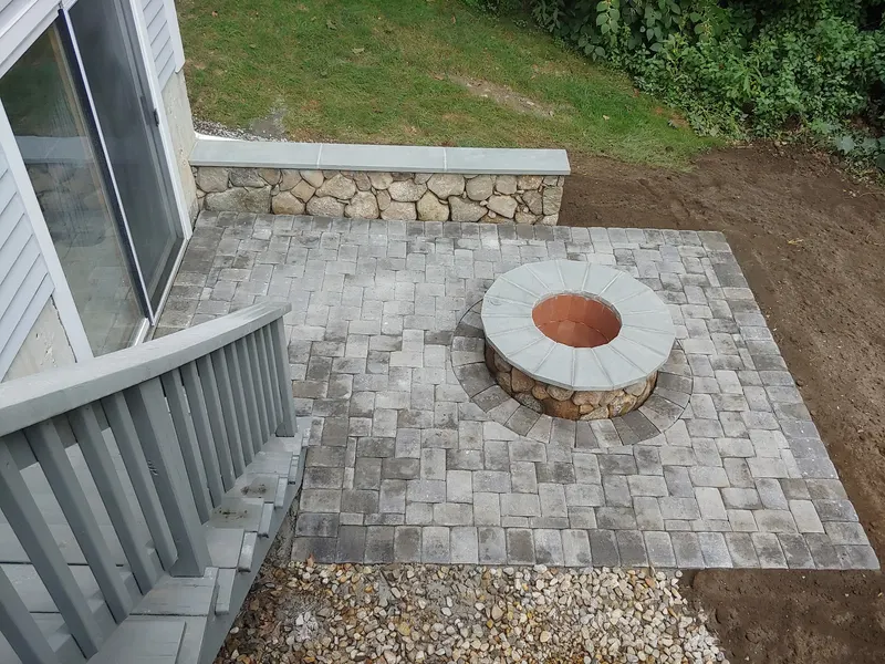 Patio 32