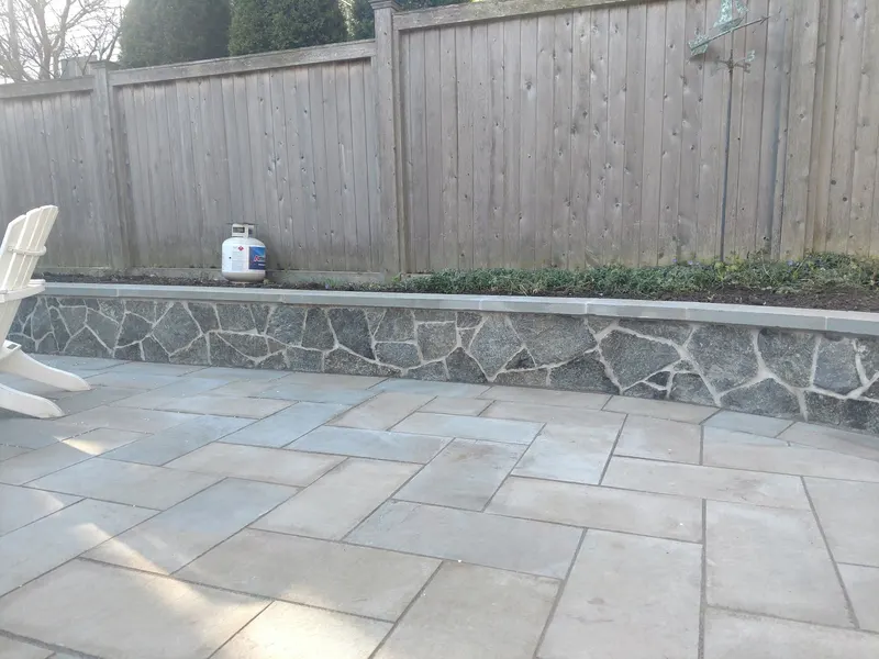 Patio 34