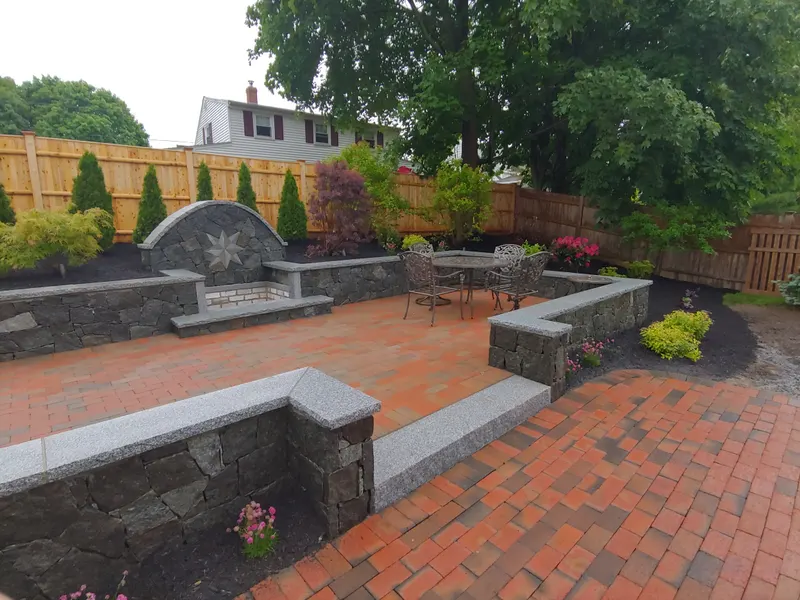 Patio 64