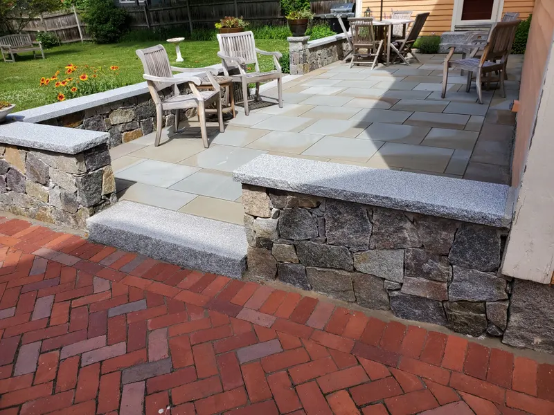 Patio 77