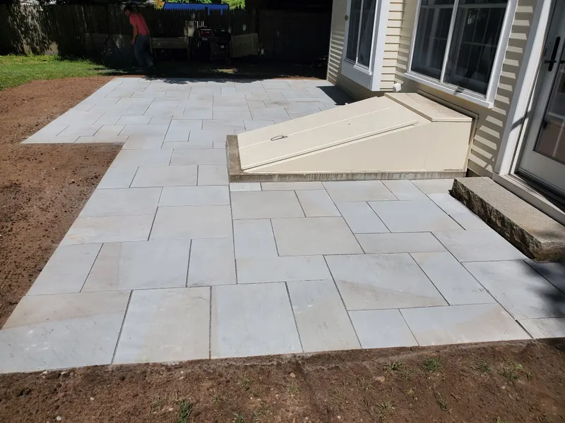 Patio 81