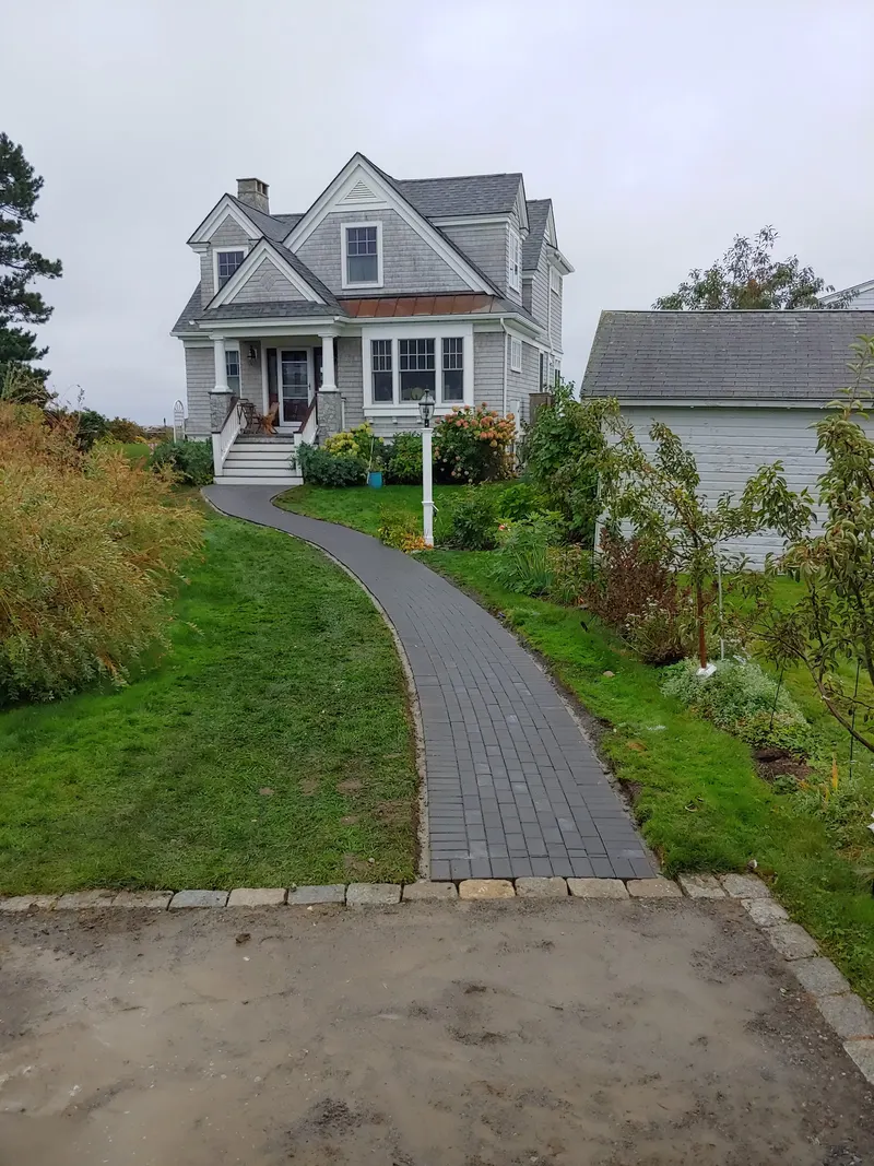 Walkway 15